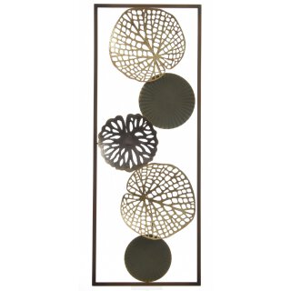 dekoratives Wanddeko Objekt aus Metall mit stilisierten Blättern