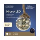 dekorative LED Leuchte als Glaskugel mit Zweigen Tanne und Schnee am dicken Sisal-Tau für innen